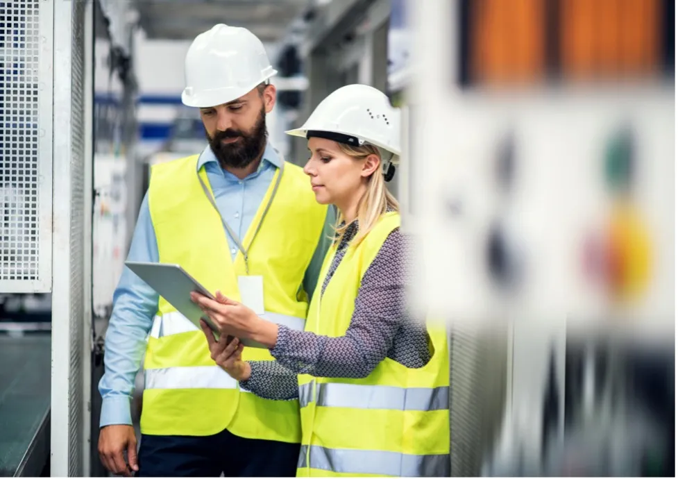 Lisa can empower her team for contious improvement using digitalisation in operations.